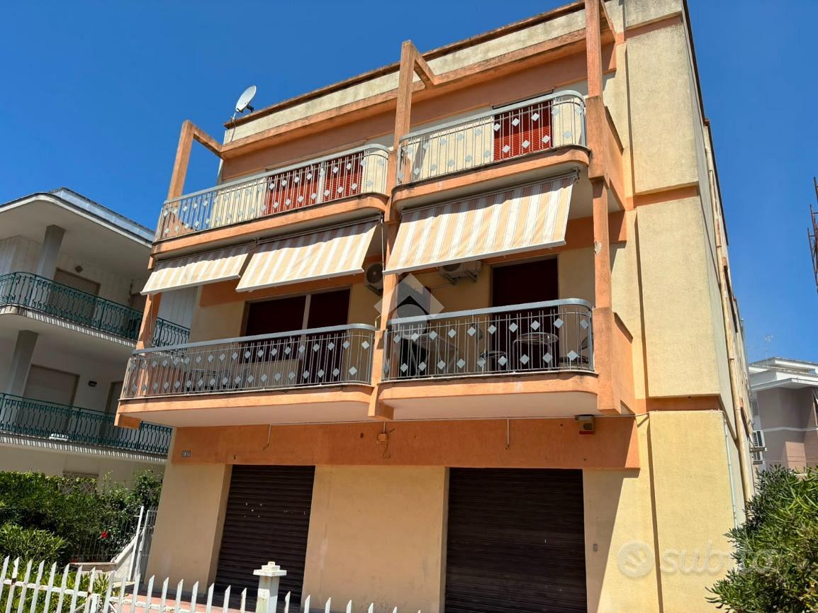 4 LOCALI A GALLIPOLI - Vista 2