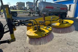 Spazzatrice a due spazzole