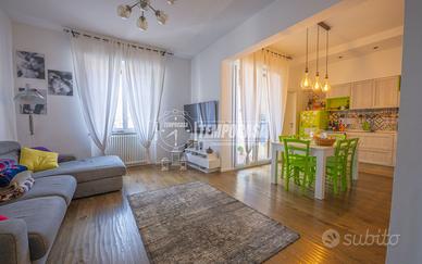 Trilocale in zona centrale