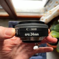Canon EF-S 24mm f/2.8 STM Pancake -