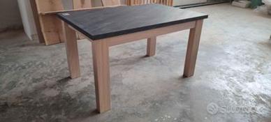 Tavolo in Rovere piano in agglomerato 