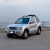 Mitsubishi Pajero V60