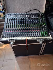 Mixer audio Mackie