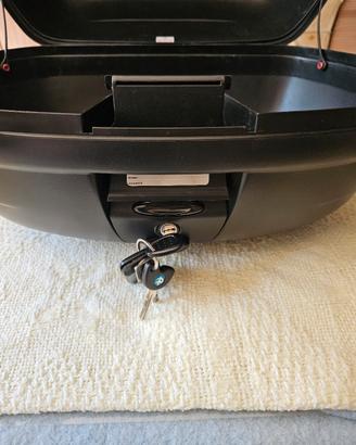 Baule posteriore Kappa 46 Lt per beverly 300 hpe