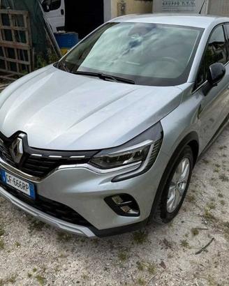 Renault Captur Plug-in Hybrid E-Tech 160 CV I...