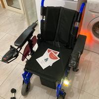 Sedia a rotelle elettronica