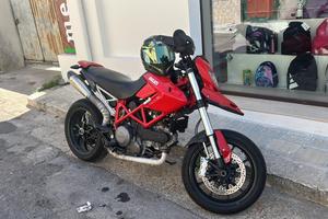 Ducati Hypermotard 796