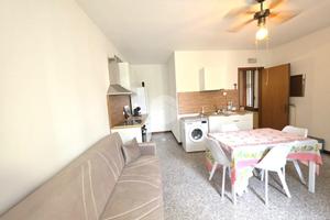 2 LOCALI A VIMERCATE