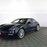 PORSCHE Panamera Panamera 4