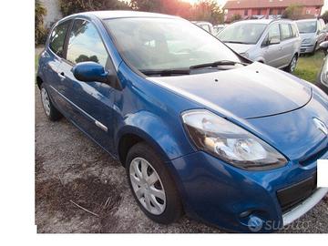 Renault Clio 1.2 16V 3 porte Confort NEOPATENTATI 