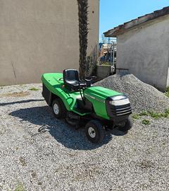 trattorino tagliaerba con cesto molto capiente