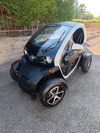 Renault twizy 80 Momo design ( patente A1)