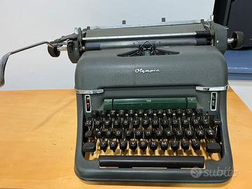 Macchina da scrivere