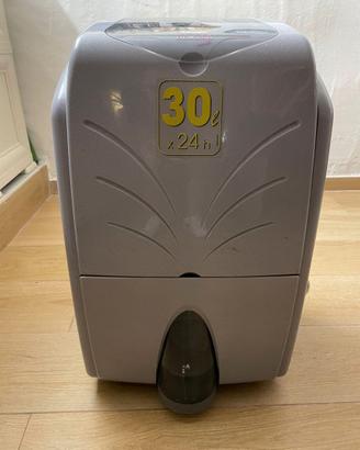 Deumidificatore 30 litri DeLonghi