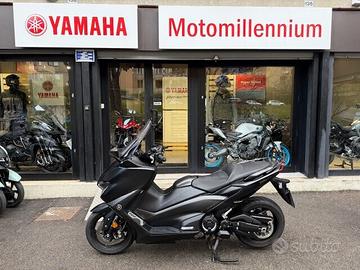 Yamaha T Max 560
