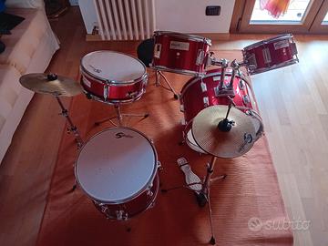 Batteria professionale junior.