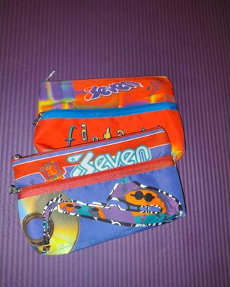 2 astucci Seven anni 2000 + 100 matite