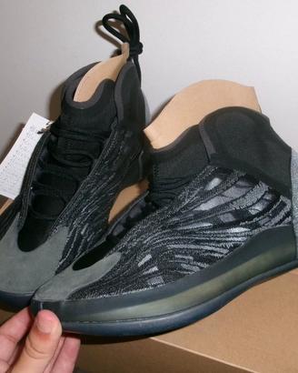 Adidas Yeezy Qntm Onyx taglia 41 1/3