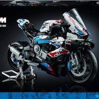 LEGO BMW M1000RR 