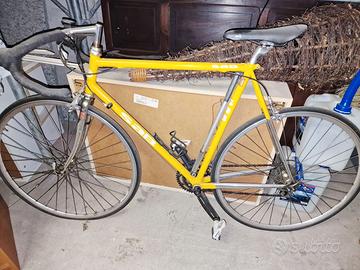 Bici da corsa SAB gialla