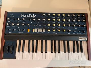 Behringer Monopoly 