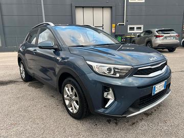Kia Stonic 1.2 DPI Urban * 36.000 KM