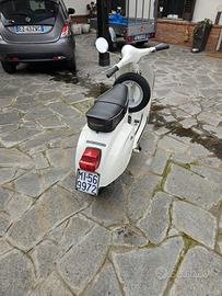 Vespa primavera 125 targa oro FMI