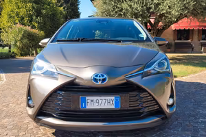 Toyota Yaris 1.5 full hybrid ibrida 2018