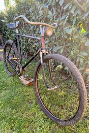 Balloncina fonteopedale anni 50/60