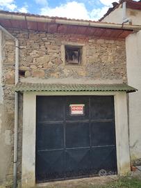 Casa rustica da ristrutturare