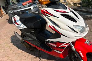 Yamaha Aerox 50