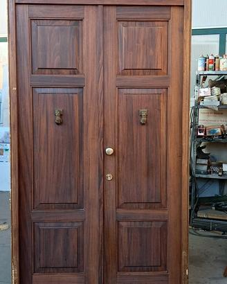 Portone in legno 