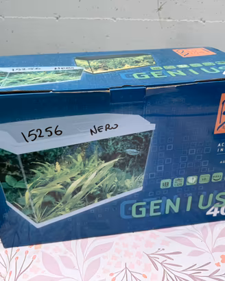 Acquario Genius 40 con filtro e luce