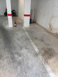 Posti auto/moto carrassi bari via de ferrariis 58