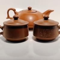 Teiera Yixing 400 ml + 2 tazze con coperchio