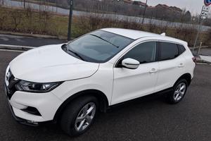 NISSAN
Qashqai