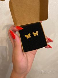 Orecchini a farfalla