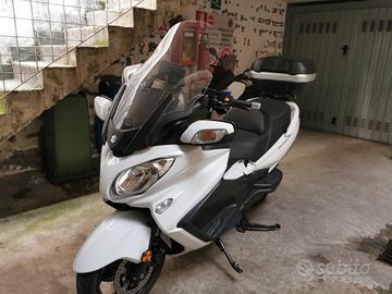 Suzuki Burgman 650 - 2019