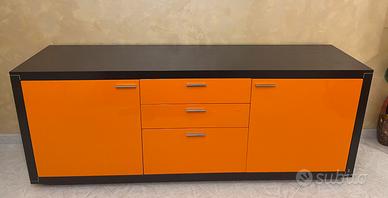 Credenza