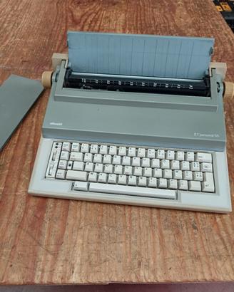 Macchina da scrivere OLIVETTI ET35