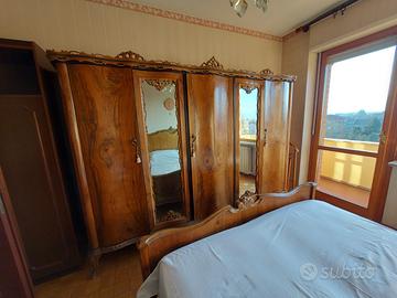 Camera  da letto legno stile antico