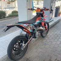 KTM 125 EXC TRATTABILE, leggere la descrizione