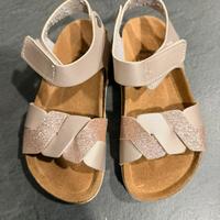 Sandali bimba Bata #26 indossate 1 sola volta