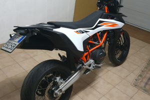 Ktm smc r