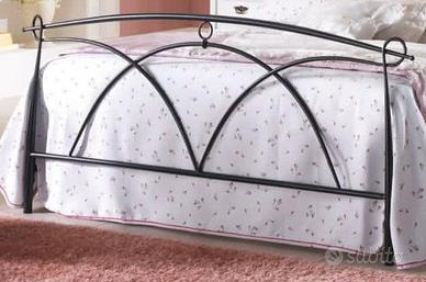 Testiera e pediera in ferro per letto matrimoniale
