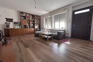 5 LOCALI A AMEGLIA