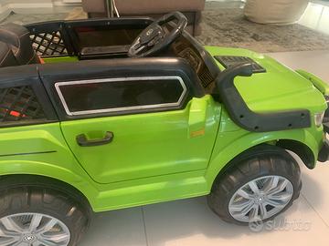 Macchina elettrica Jeep