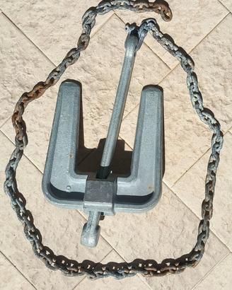 ancora tipo hall 6 kg con catena 150 cm.