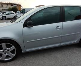 Golf 5 1.9 TDI 105 CV sportline