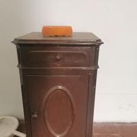 Comodino della nonna